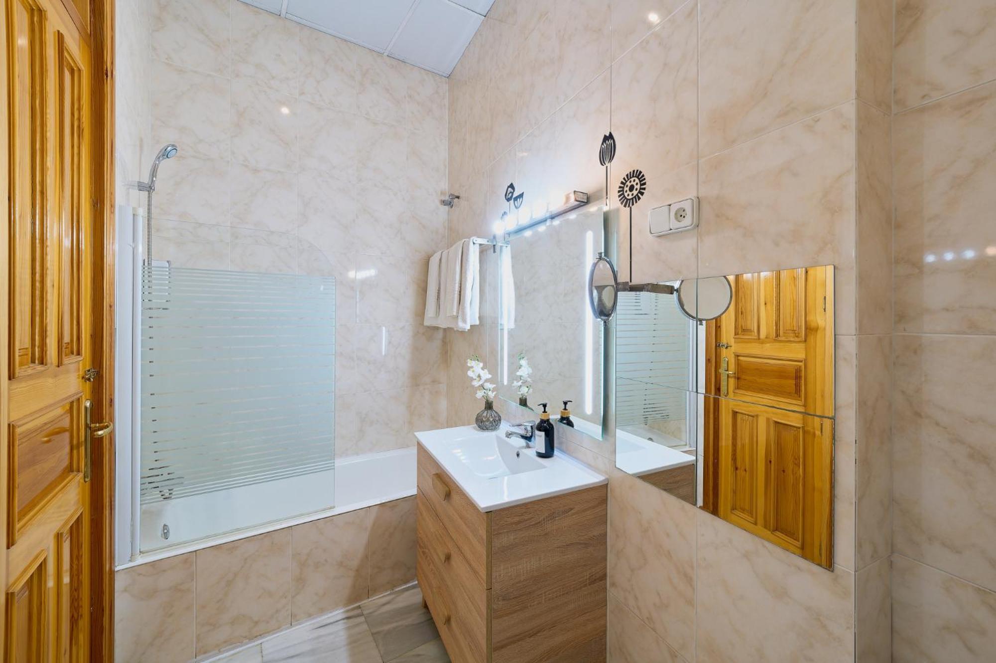 Boutique Suites Echegaray Malaga Exterior photo